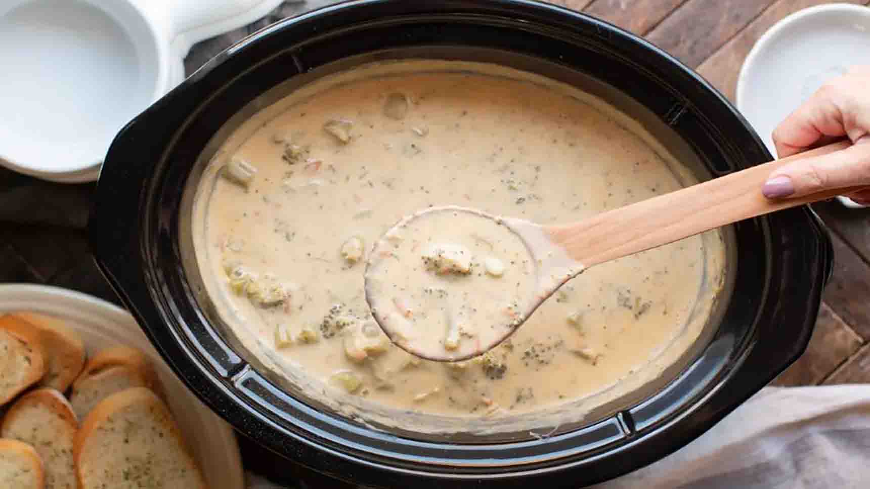 Slow Cooker Broccoli Cheese Soup Recipe