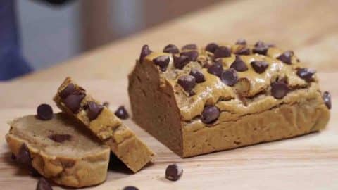 Easy 4-Ingredient Cookie Dough Bread Recipe | DIY Joy Projects and Crafts Ideas
