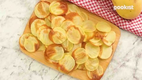 4-Ingredient Homemade Potato Chips Recipe | DIY Joy Projects and Crafts Ideas
