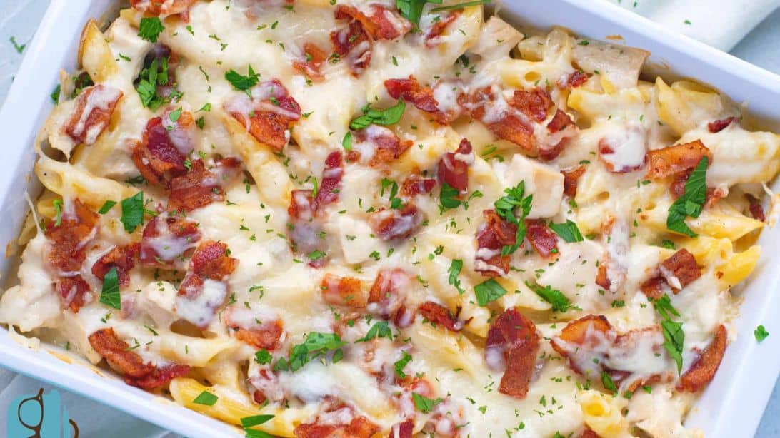 Creamy Chicken Bacon Ranch Casserole Recipe | DIY Joy Projects and Crafts Ideas