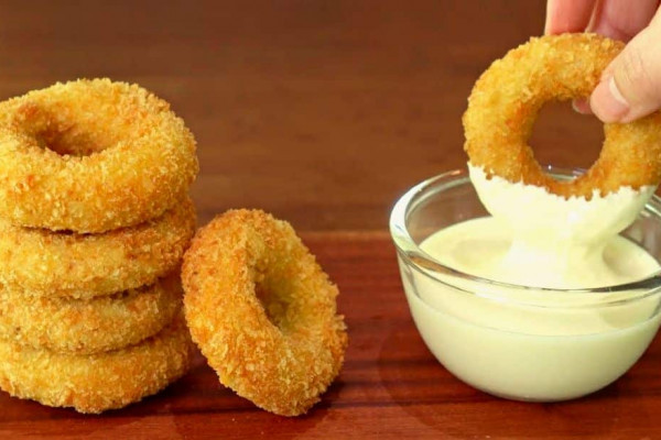 Crispy Chicken Donuts with Cheese Garlic Sauce Recipe