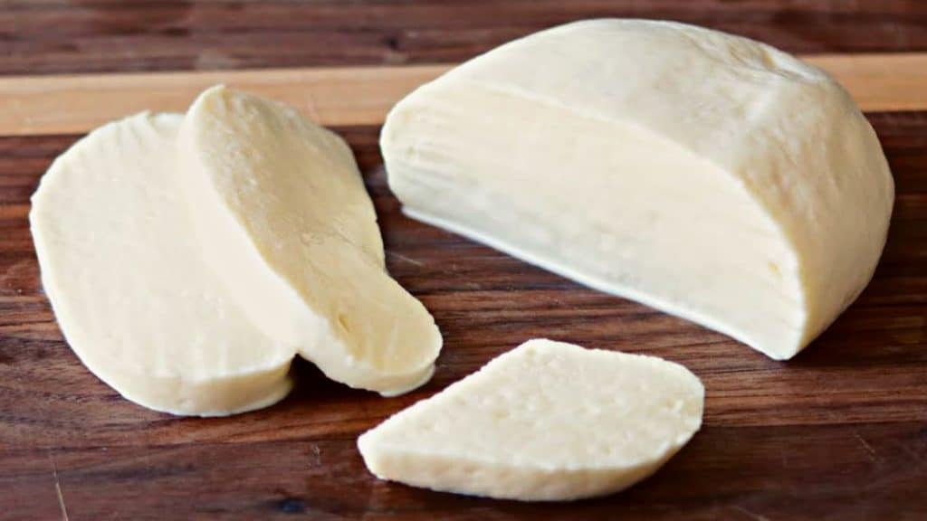 Easy 2-Ingredient Mozzarella Cheese Recipe