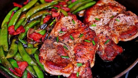 Easy Skillet Seared Pork Chops & Vegetables Recipe | DIY Joy Projects and Crafts Ideas