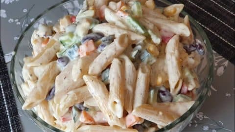 Easy-to-Make Creamy Pasta Salad | DIY Joy Projects and Crafts Ideas