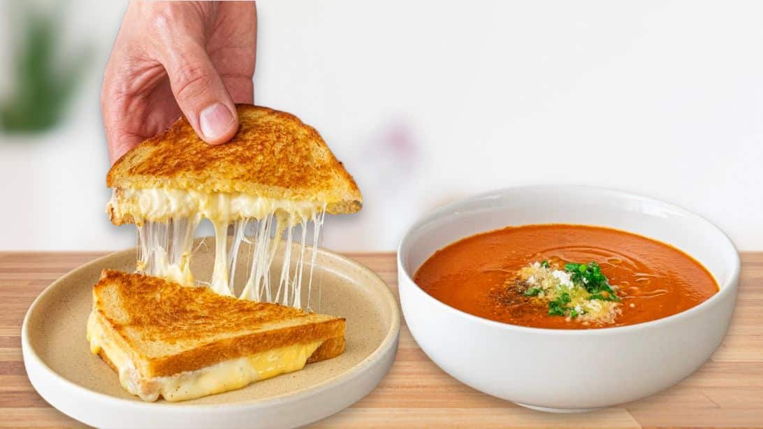 Grilled Cheese Sandwich and Tomato Soup | DIY Joy Projects and Crafts Ideas