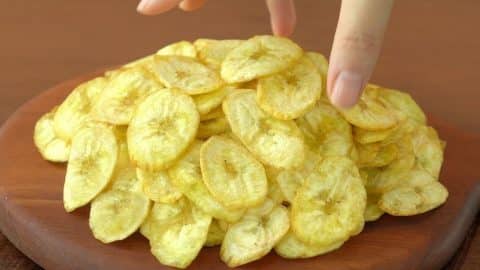 How to Make Crispy Banana Chips in 10 Minutes | DIY Joy Projects and Crafts Ideas