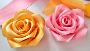 How to Make a Rose With a Ribbon