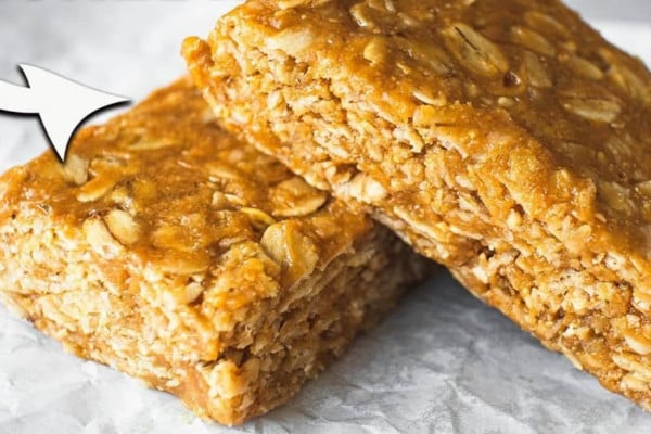No-Bake 3-Ingredient Oatmeal Bars
