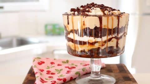 Salted Caramel Brownie Trifle | DIY Joy Projects and Crafts Ideas