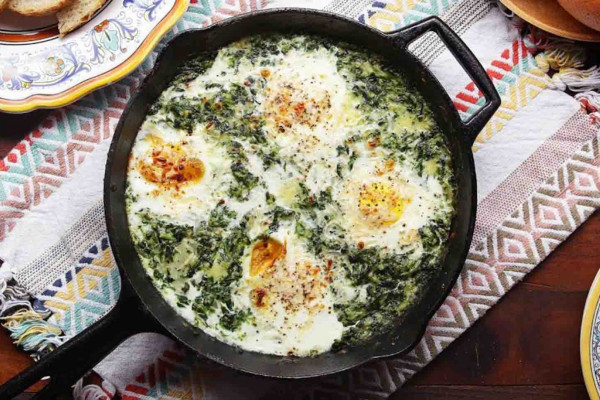 Creamy One-Pot Spinach Egg Breakfast Recipe