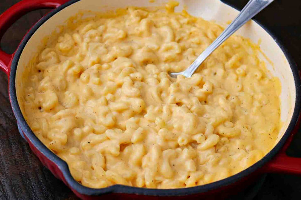 Creamy Stovetop Mac and Cheese Recipe
