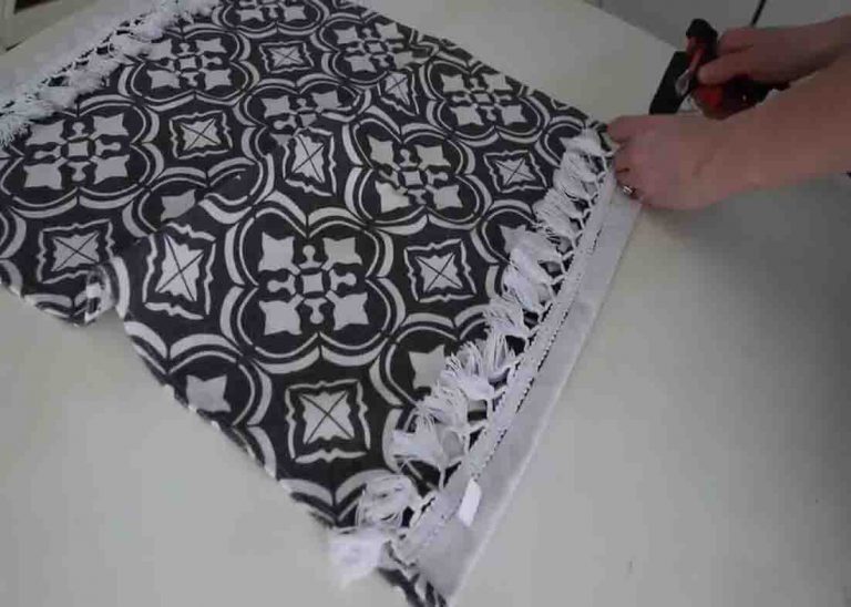 Dollar Tree DIY Oversized Totes for Storage Tutorial