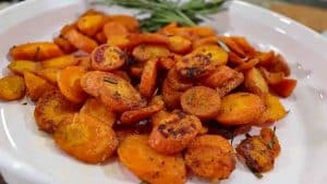 Easy Rosemary Roasted Carrots Recipe