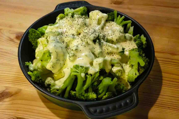 Quick and Easy Cheesy Broccoli Recipe