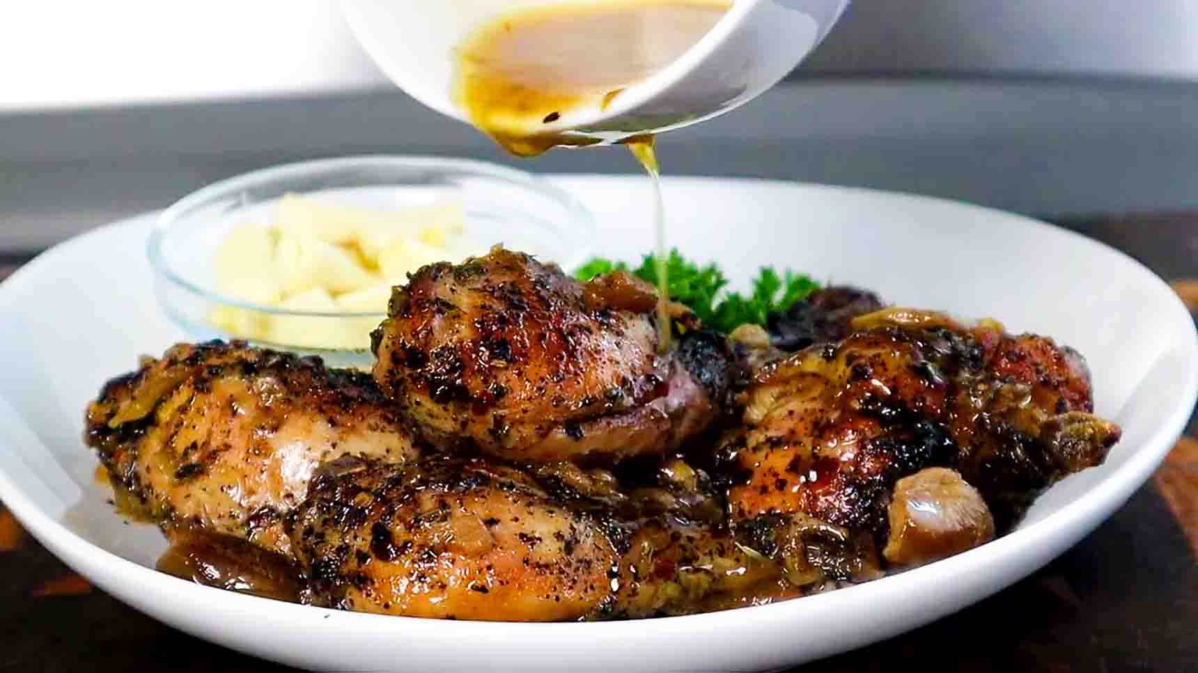 Slow Cooker Italian Garlic Chicken Drumsticks | DIY Joy Projects and Crafts Ideas