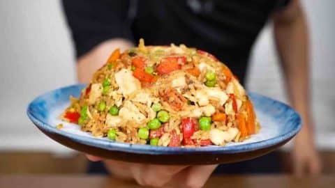 20-Minute High-Protein Fried Rice Recipe | DIY Joy Projects and Crafts Ideas