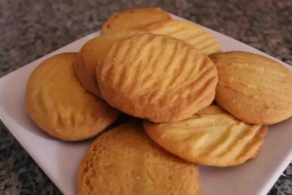 3-Ingredient Simple Biscuits Recipe