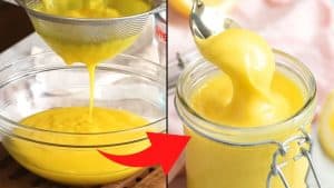 4-Ingredient Homemade Lemon Curd