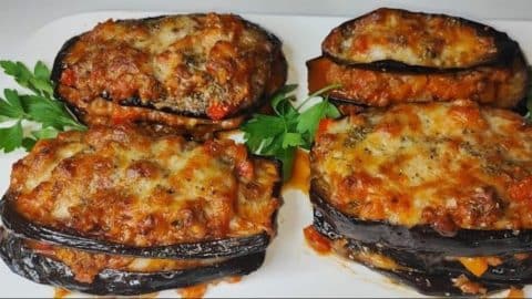 Cheesy Baked Tomato Eggplant | DIY Joy Projects and Crafts Ideas