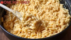 Easy 3-Ingredient Stovetop Macaroni & Cheese Recipe