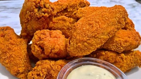3-Ingredient Extra Crispy Mustard Fried Chicken Wings Recipe | DIY Joy Projects and Crafts Ideas