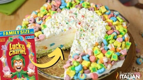 Easy No-Bake Lucky Charms Icebox Pie Recipe | DIY Joy Projects and Crafts Ideas