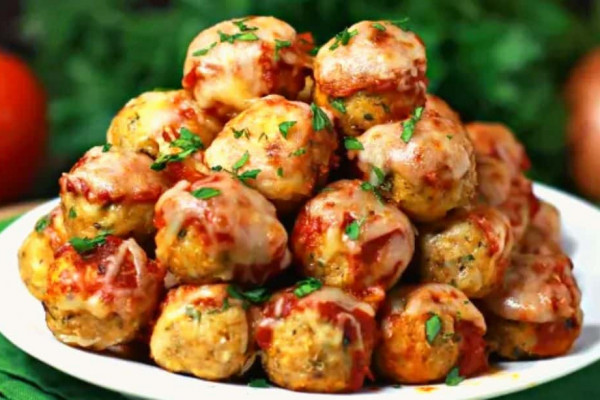 Easy To Make Parmesan Chicken Meatballs
