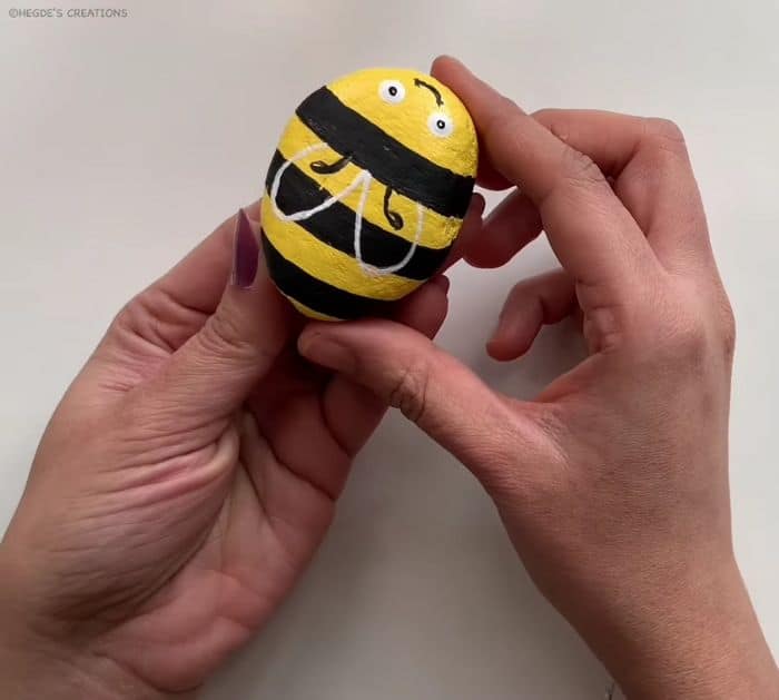 How To Make Cute Honey Bee Stone Painting