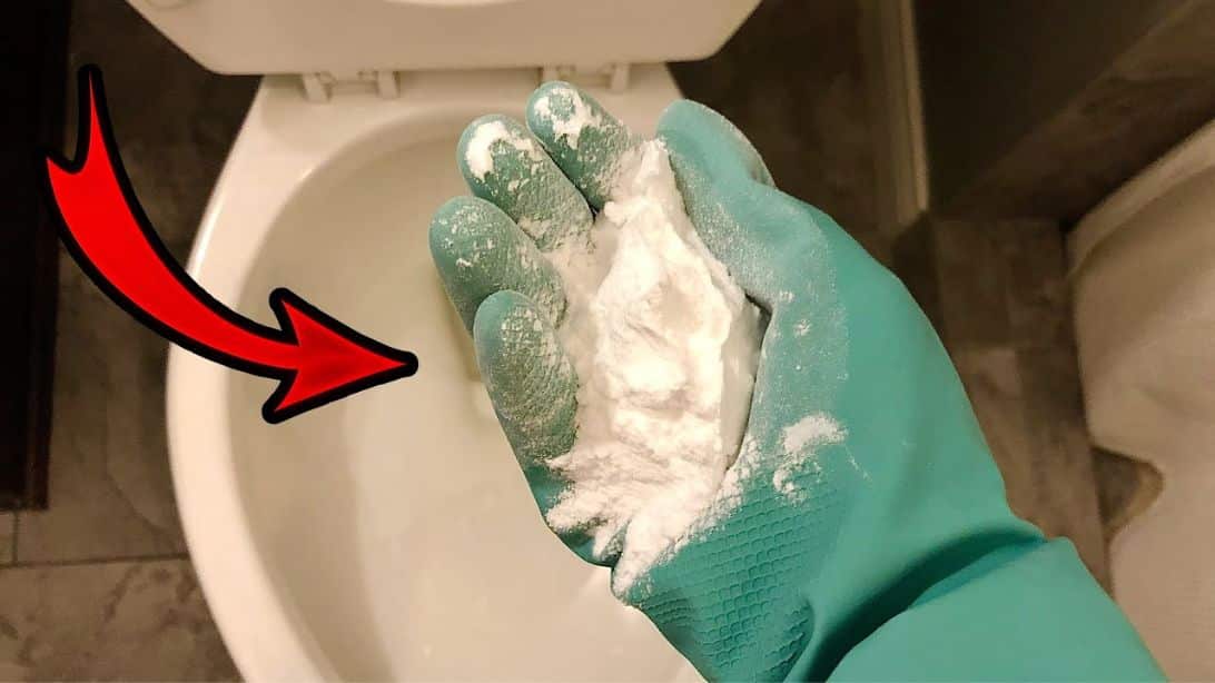 Ako odstrániť škvrny tvrdej vody z toalety