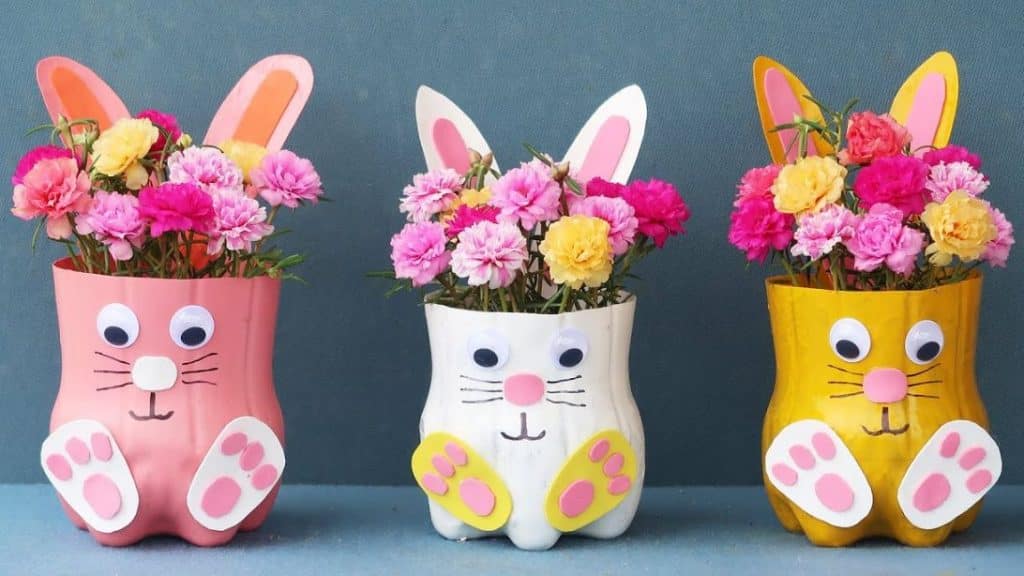 How to Make Rabbit-Shaped Flower Pots Using Plastic Bottles