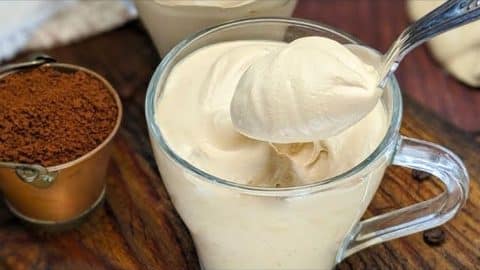 Quick and Delicious Coffee Cream | DIY Joy Projects and Crafts Ideas