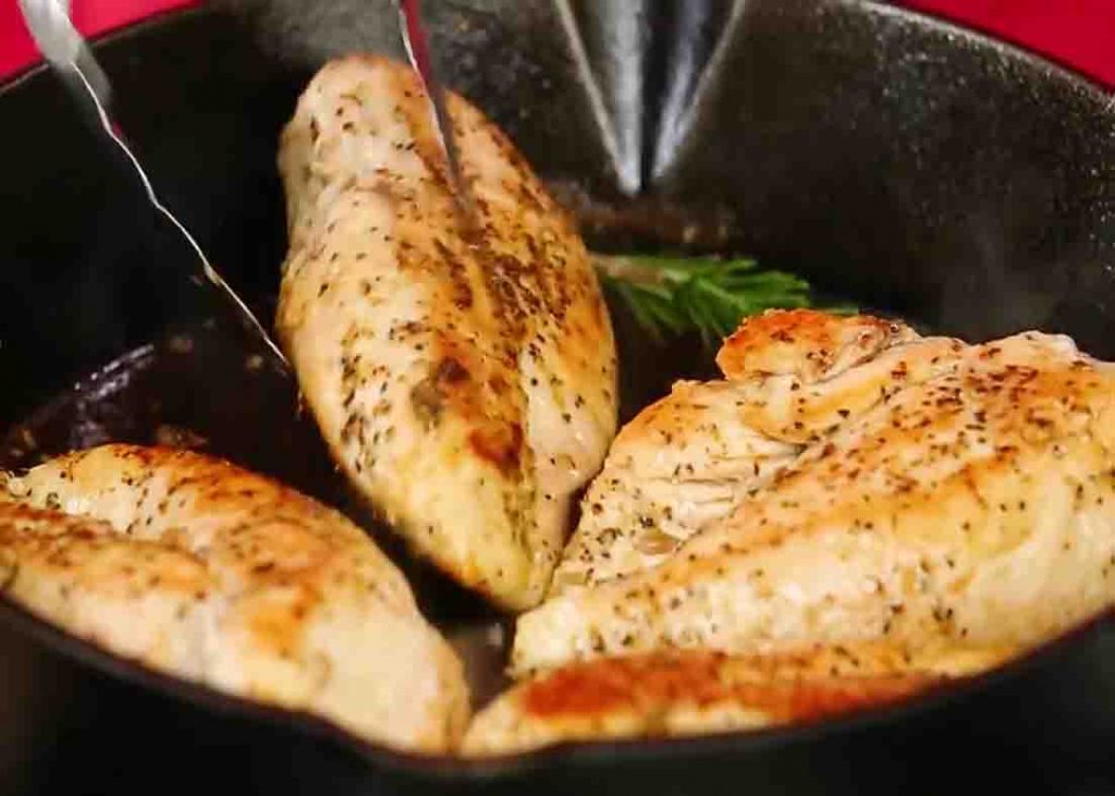 Cooking the chicken with the balsamic sauce