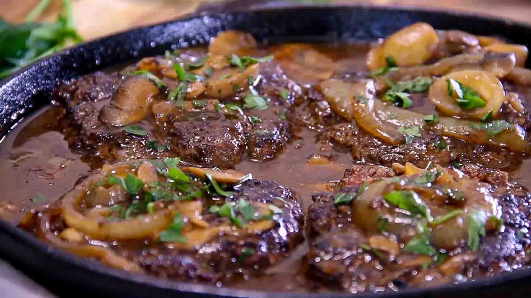 Budget-Friendly Salisbury Steak Recipe | DIY Joy Projects and Crafts Ideas