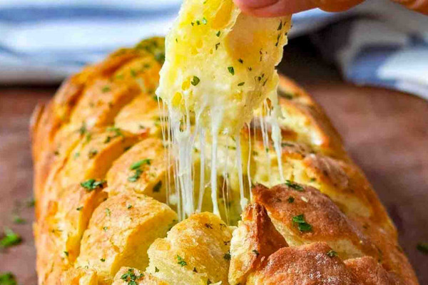 Cheese and Garlic Crack Bread Recipe