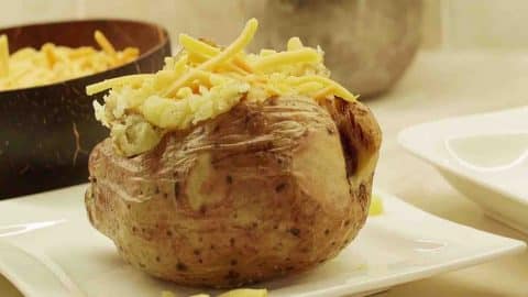 Easy Jacket Potatoes Recipe | DIY Joy Projects and Crafts Ideas