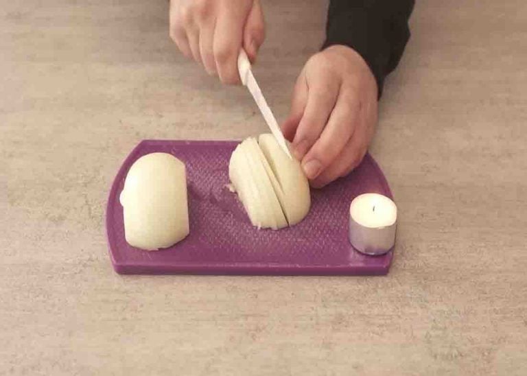 How To Prevent Eyes From Tearing When Chopping Onions