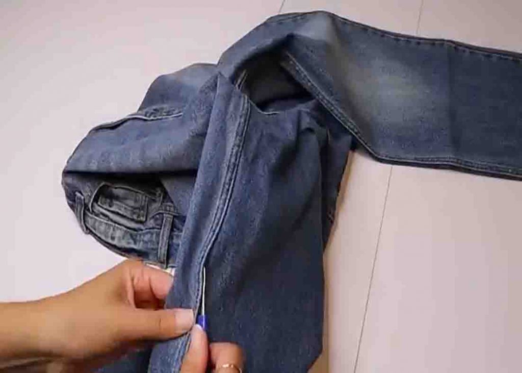 Ako premeniť staré džínsy na maxi sukňu