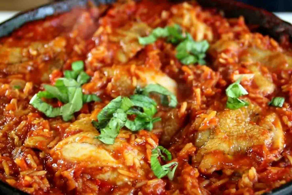 One-Pan Tomato Chicken and Rice Recipe