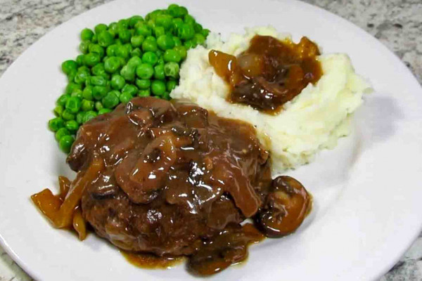 Salisbury Steak Smothered with Mushroom Gravy Recipe