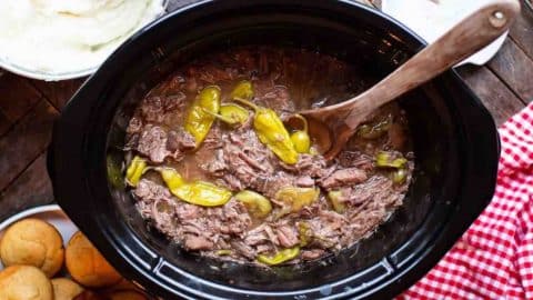 Slow Cooker Mississippi Pot Roast Recipe | DIY Joy Projects and Crafts Ideas