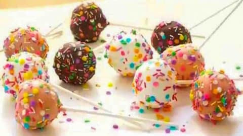 1-Minute Microwave Cake Pops Recipe | DIY Joy Projects and Crafts Ideas