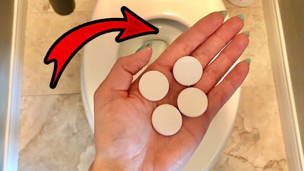 7 Stinky Bathroom Solutions That Everyone Should Know