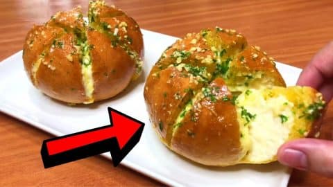 Easy Cream Cheese Garlic Bread Recipe | DIY Joy Projects and Crafts Ideas