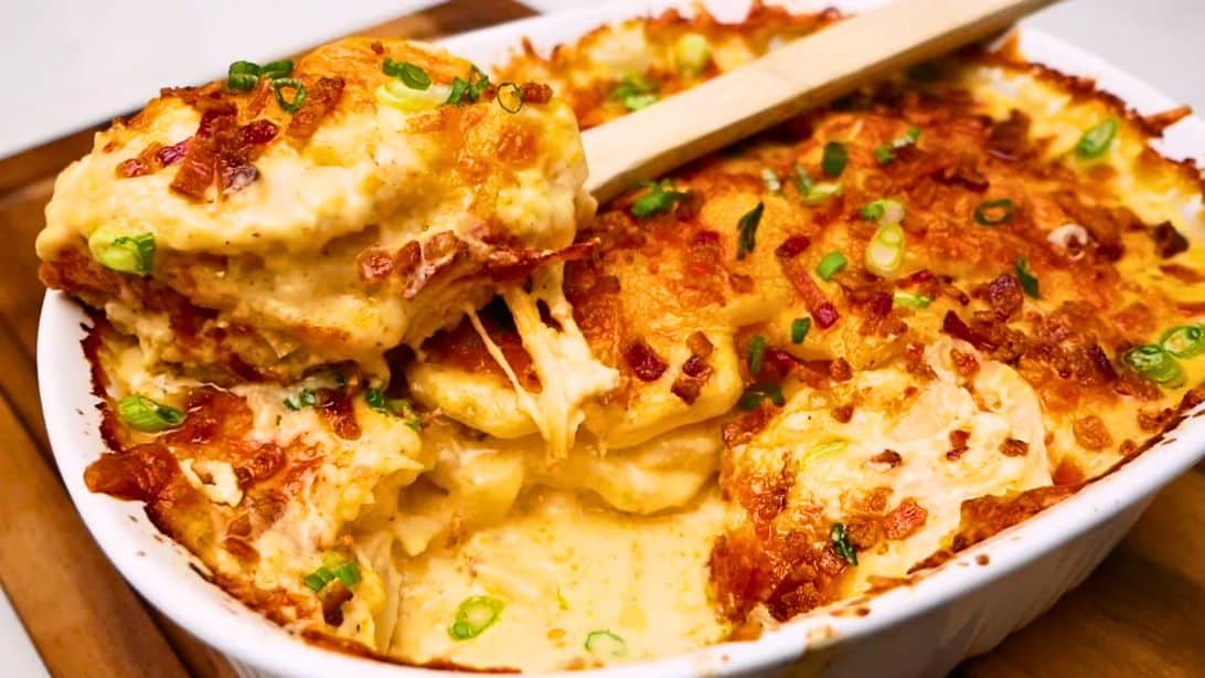 Easy Loaded Scalloped Potato Casserole Recipe | DIY Joy Projects and Crafts Ideas