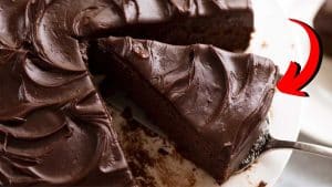 Easy and Rich Chocolate Fudge Cake Recipe