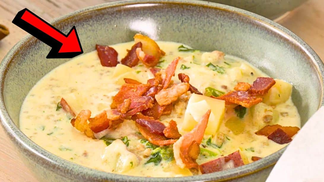 Easy-to-Make Copycat Olive Garden Zuppa Toscana | DIY Joy Projects and Crafts Ideas