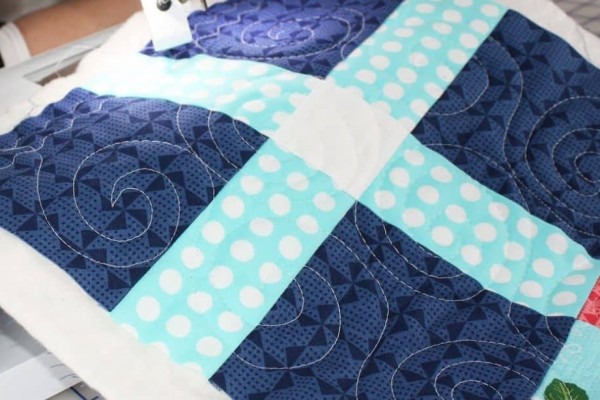 How to Free Motion Quilt on Home Machine