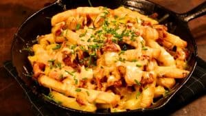 How to Make Cheesy & Loaded Skillet Fries