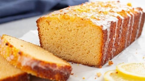 Moist Almond Flour Lemon Cake | DIY Joy Projects and Crafts Ideas