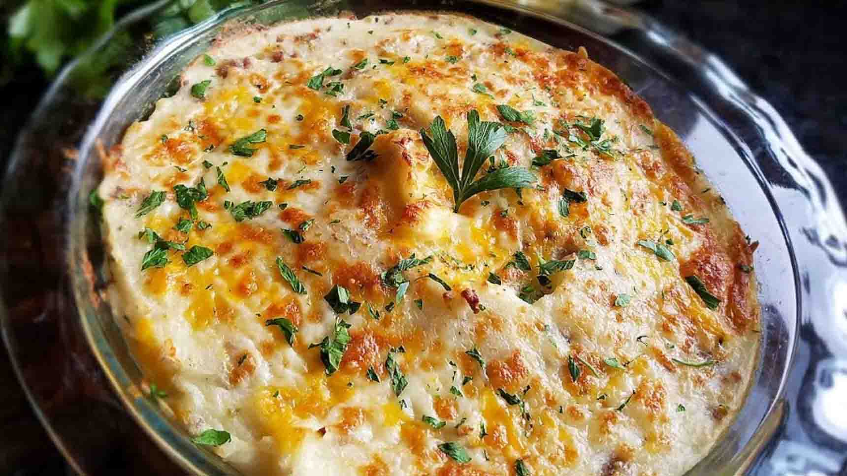 Cheesy Potato & Sausage Casserole Recipe | DIY Joy Projects and Crafts Ideas